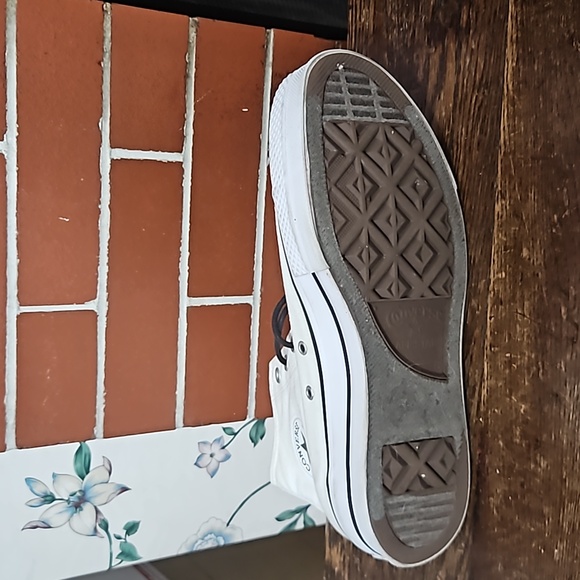 Converse all star sneakers size 10 - Picture 7 of 11